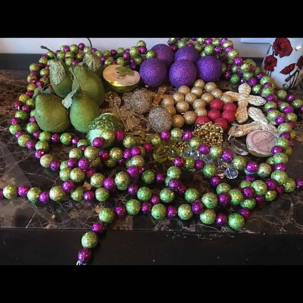 FIVE GREEN Crystal Frosted Pears!